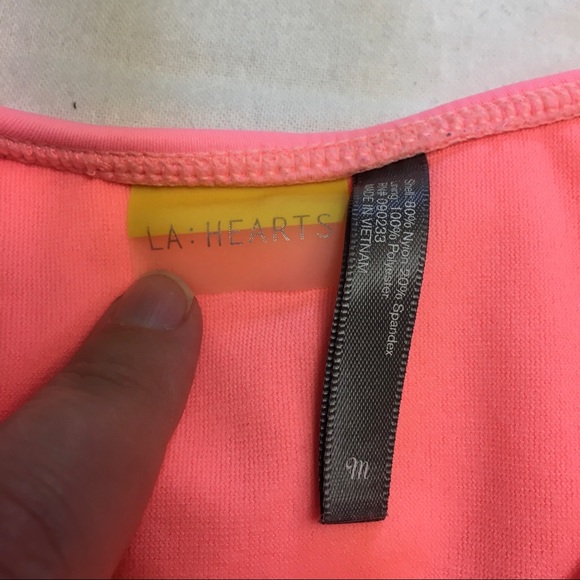 LA Hearts Pink Ruffled Bikini Top, M - Picture 8 of 8